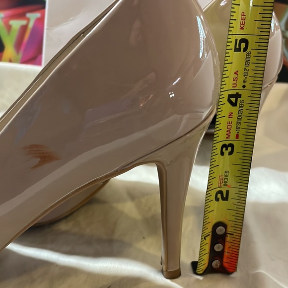 Nine West 4” heels - pumps Tan Size 10 - Picture 2 of 8